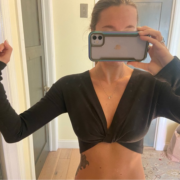 Urban long sleeve crop top - Picture 4 of 4